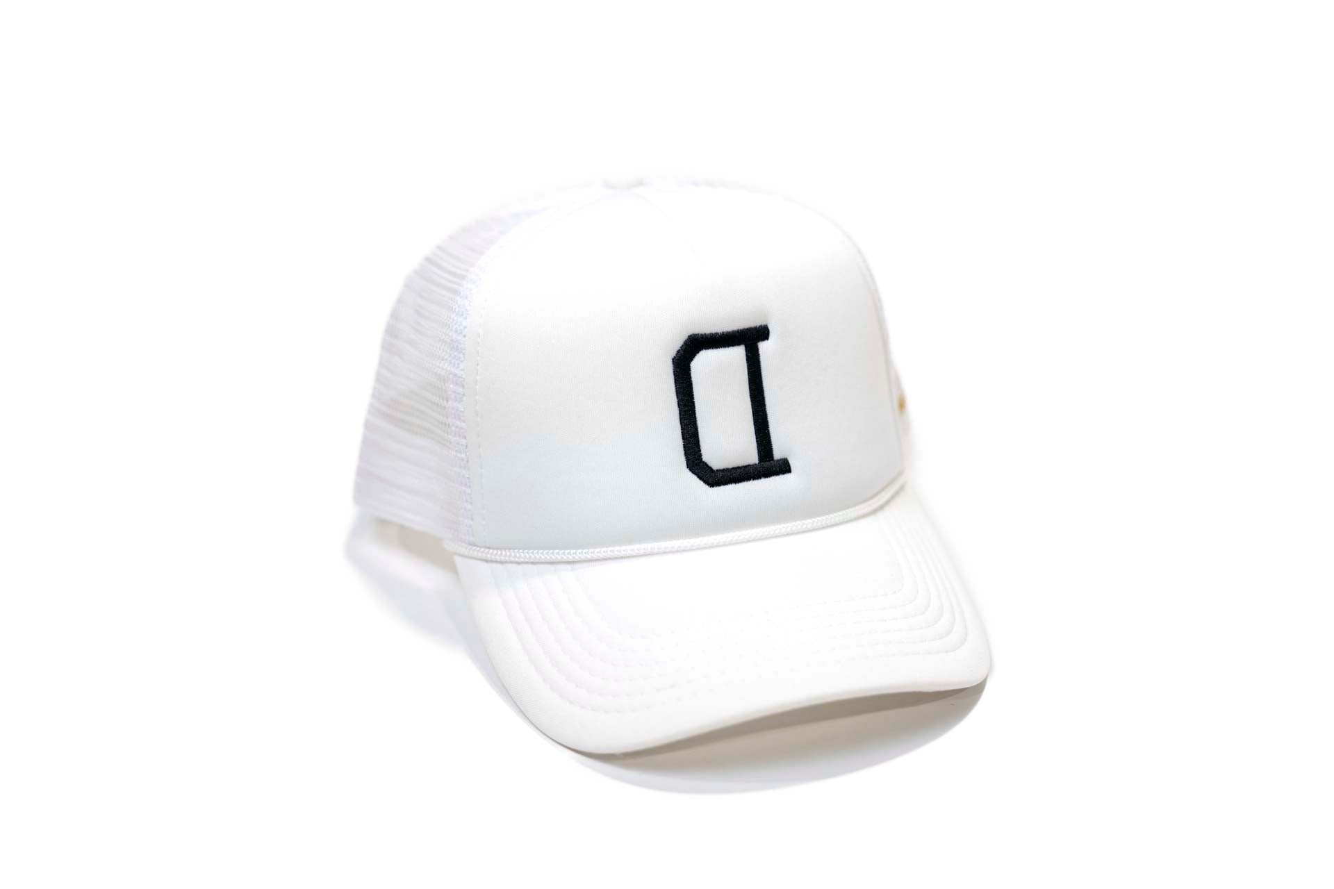 LC - V2 Trucker snapback - WHITE