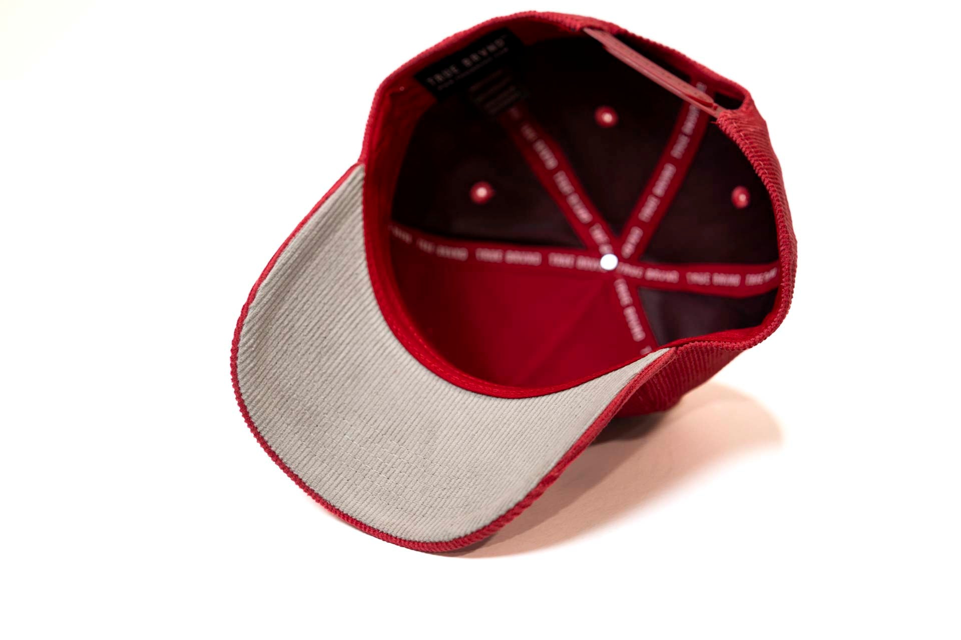 Corduroy USD snapback - RED