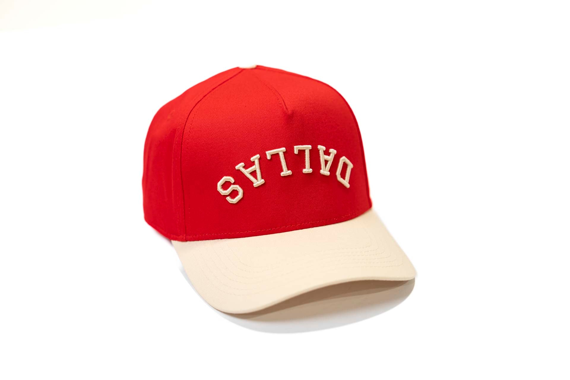 Precurved Dallas snapback - OFFWHITE / RED