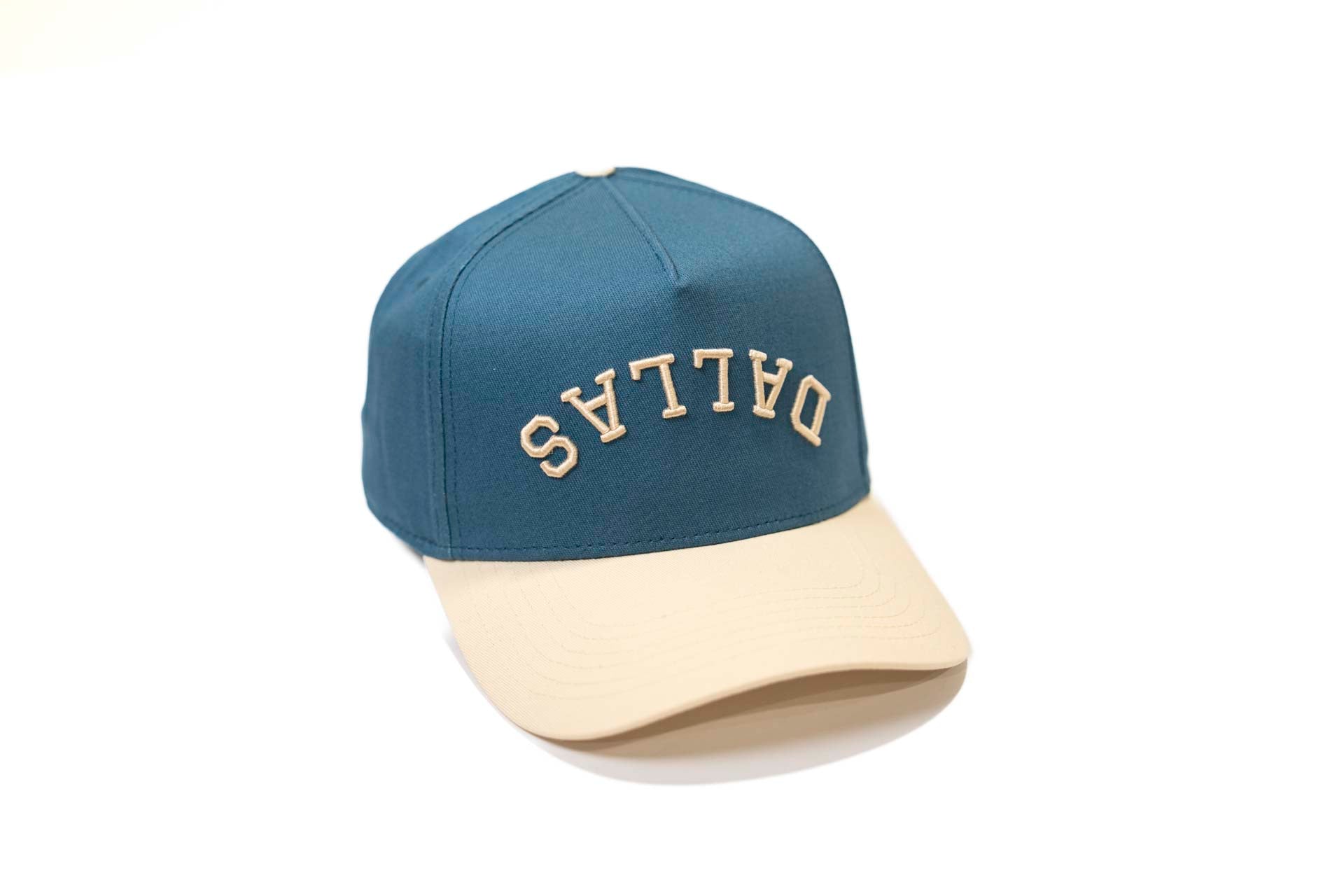 Precurved Dallas snapback - OFFWHITE / STEEL BLUE