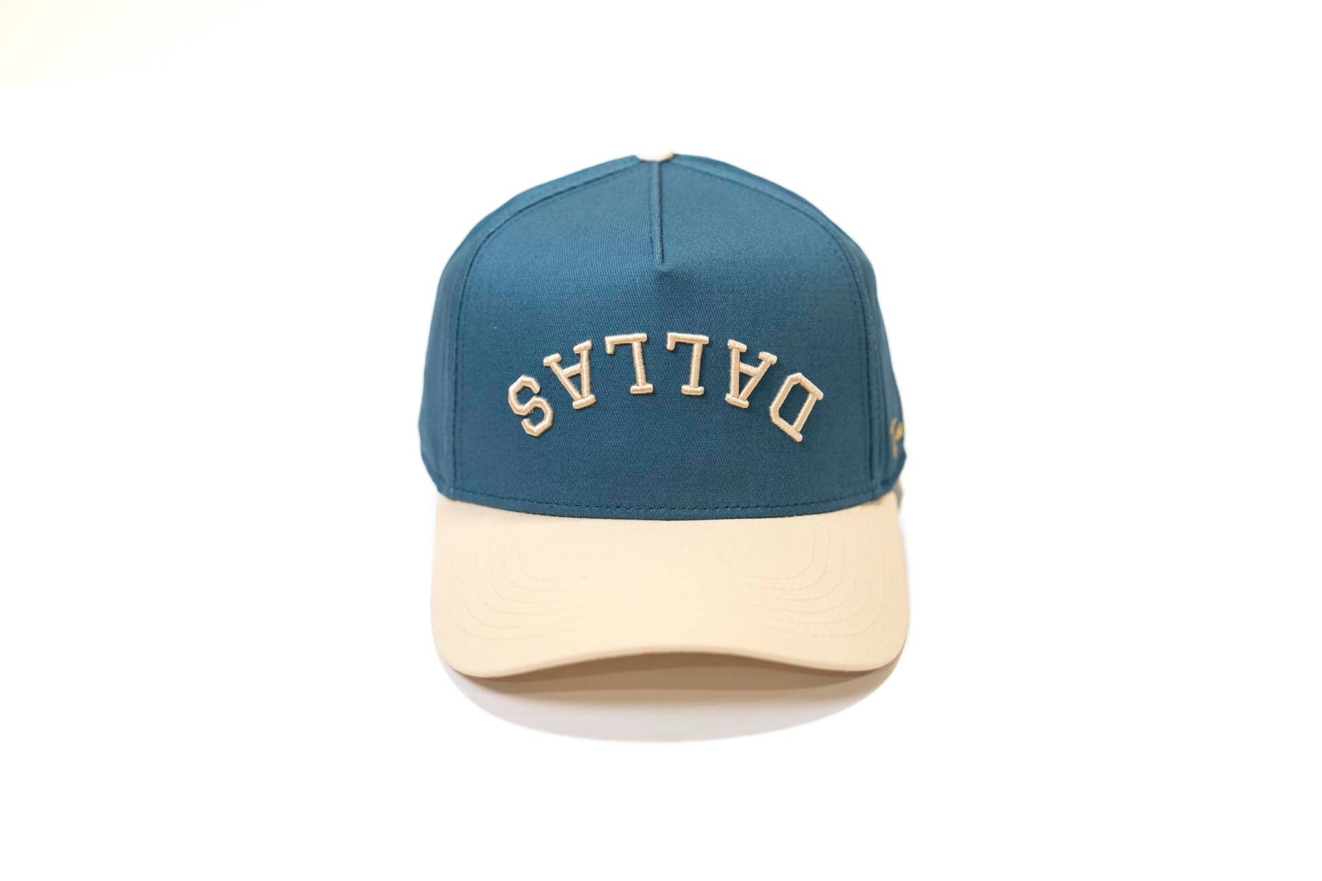 Precurved Dallas snapback - OFFWHITE / STEEL BLUE