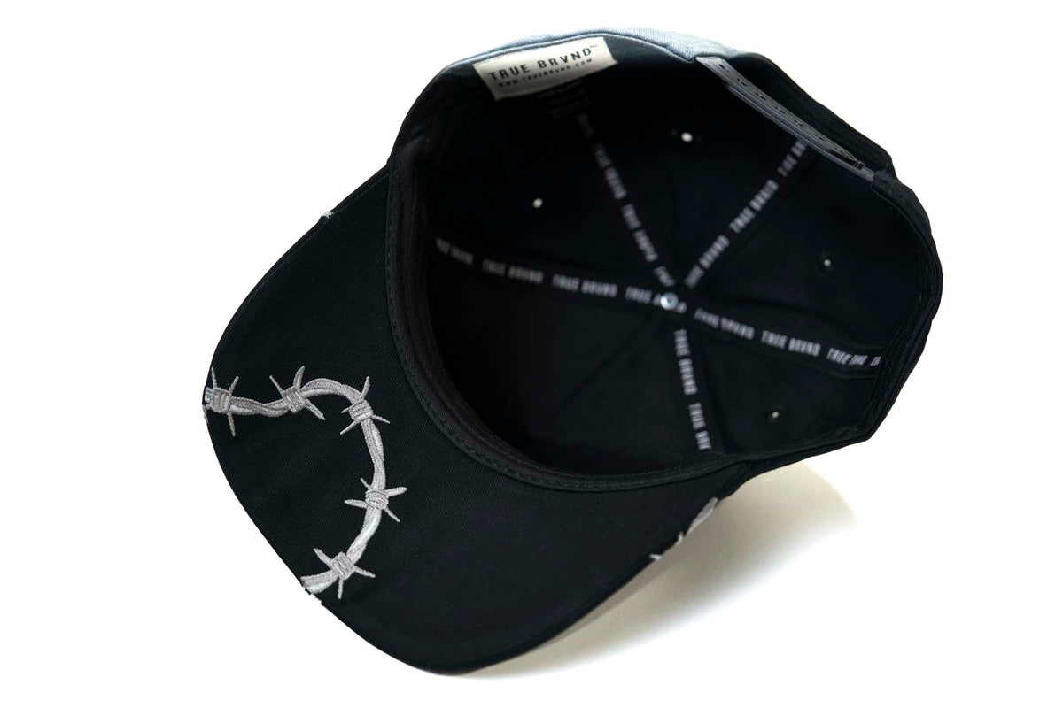 Dallas Gothic "D" - BLACK (Thorn)