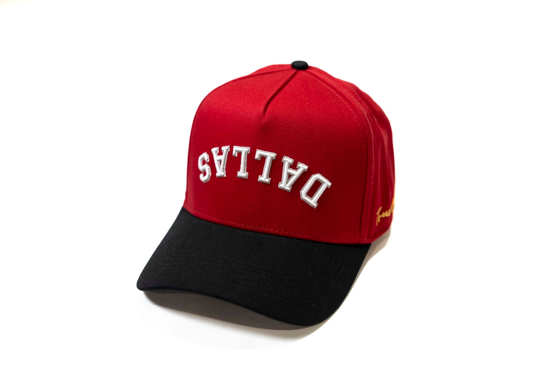 " Cherry " - Precurved Dallas snapback - BLACK / CHERRY