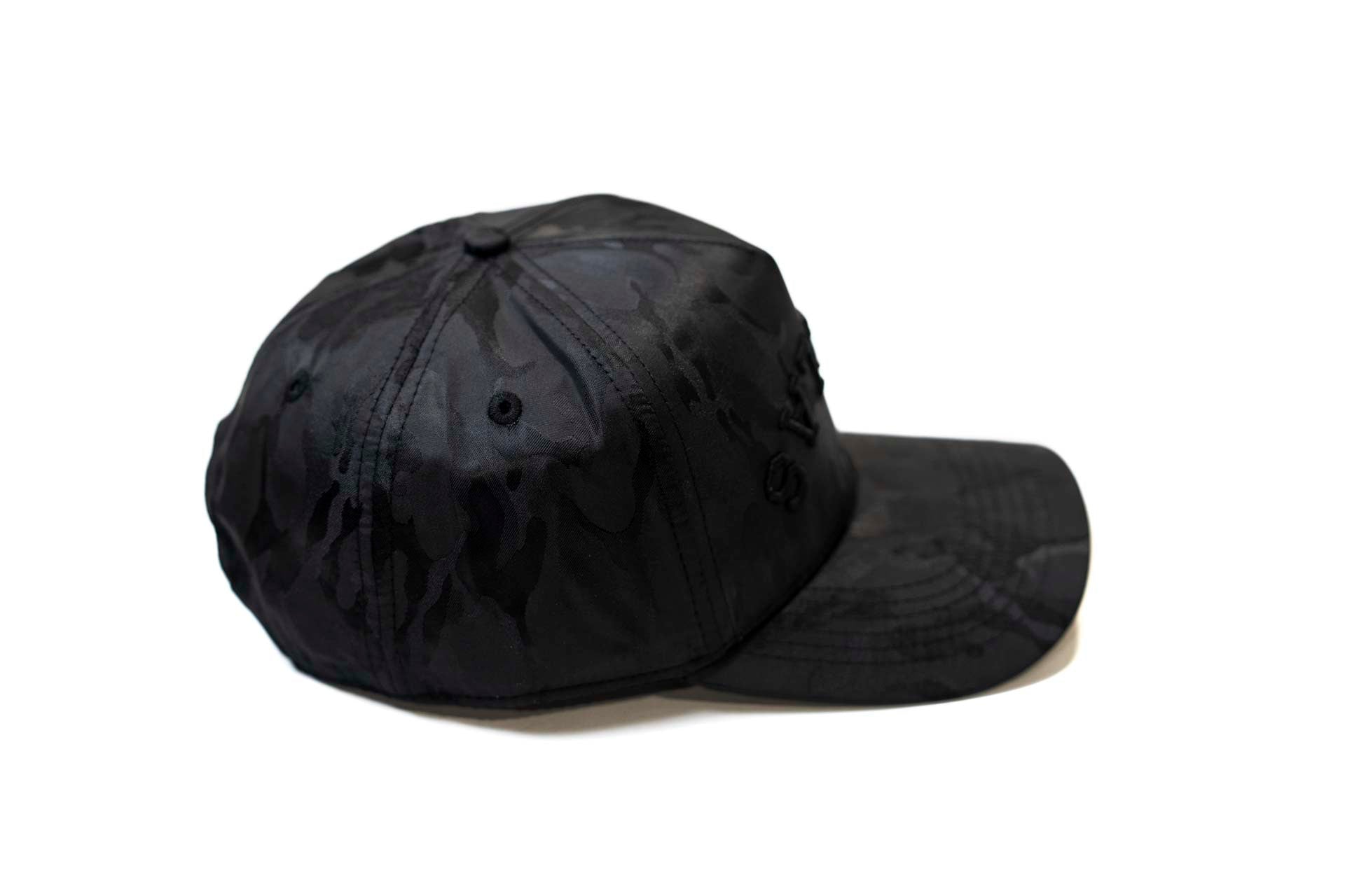 LT CAMO - BLACKOUT