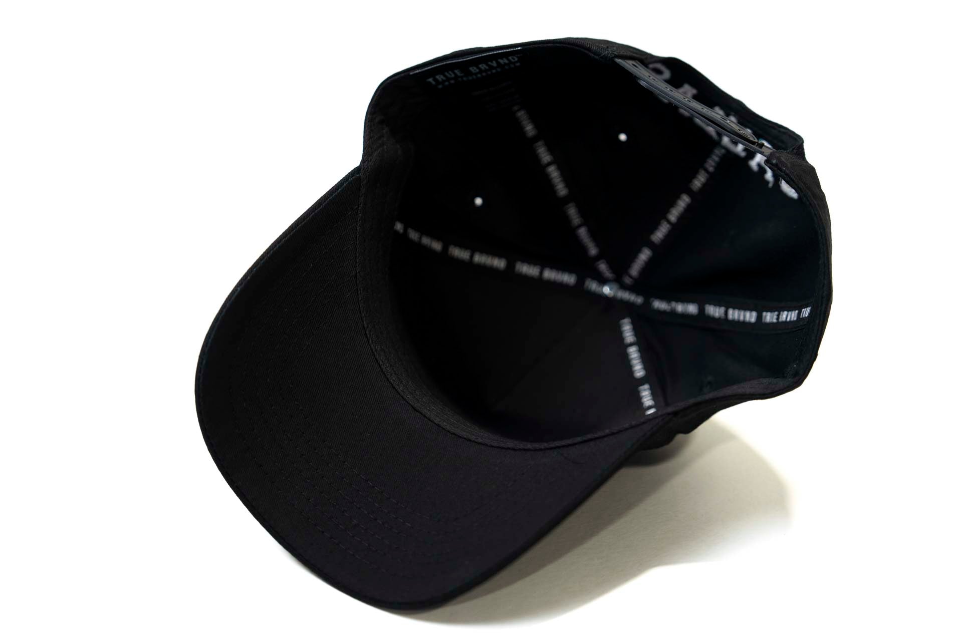 V2 Precurved snapback - BLACK / BLACK