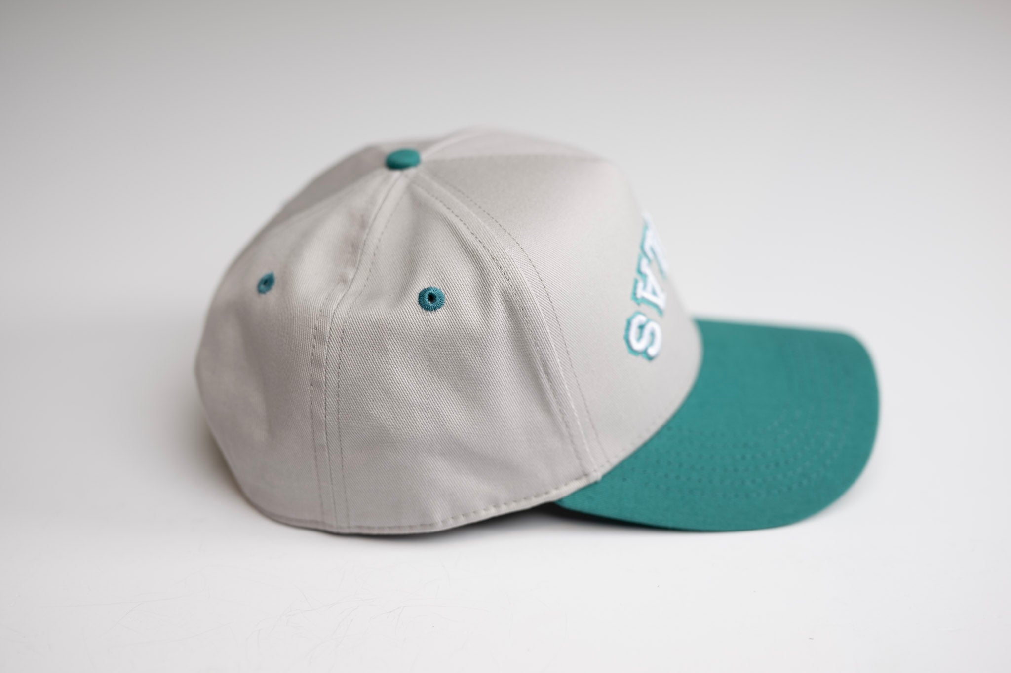 Precurved Dallas snapback - TEAL / LITE GRAY