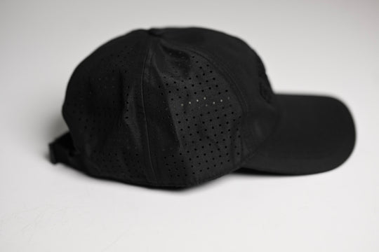 Performance Dad Hat - TONAL black