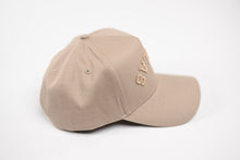 Load image into Gallery viewer, Precurved Dallas snapback - TONAL SAND