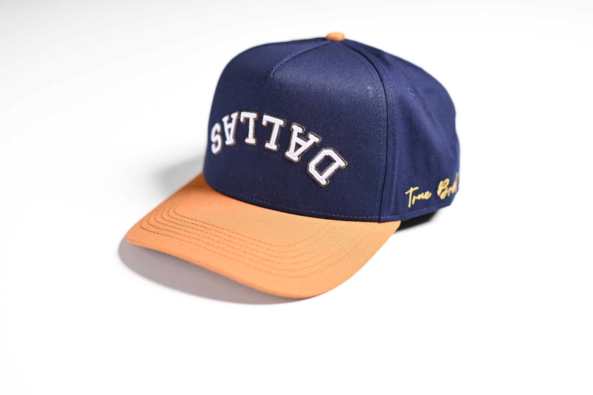 Precurved Dallas snapback - BRONZE / NAVY