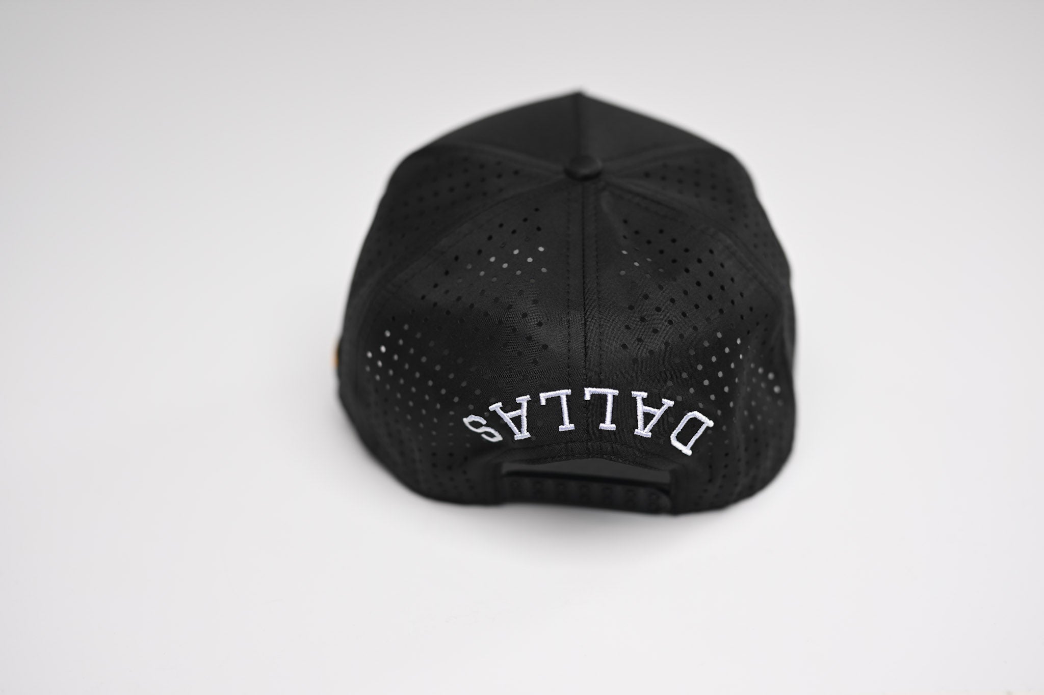 Donut Snapback Hat 2.0 - Black