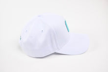 Load image into Gallery viewer, NEON V2 Precurved snapback - WHITE / BLUE