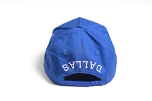 Load image into Gallery viewer, V2 Precurved snapback - ROYAL