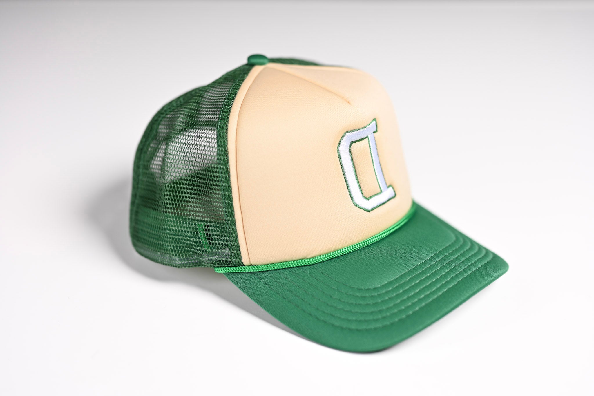 V2 Trucker snapback - GREEN / SAND