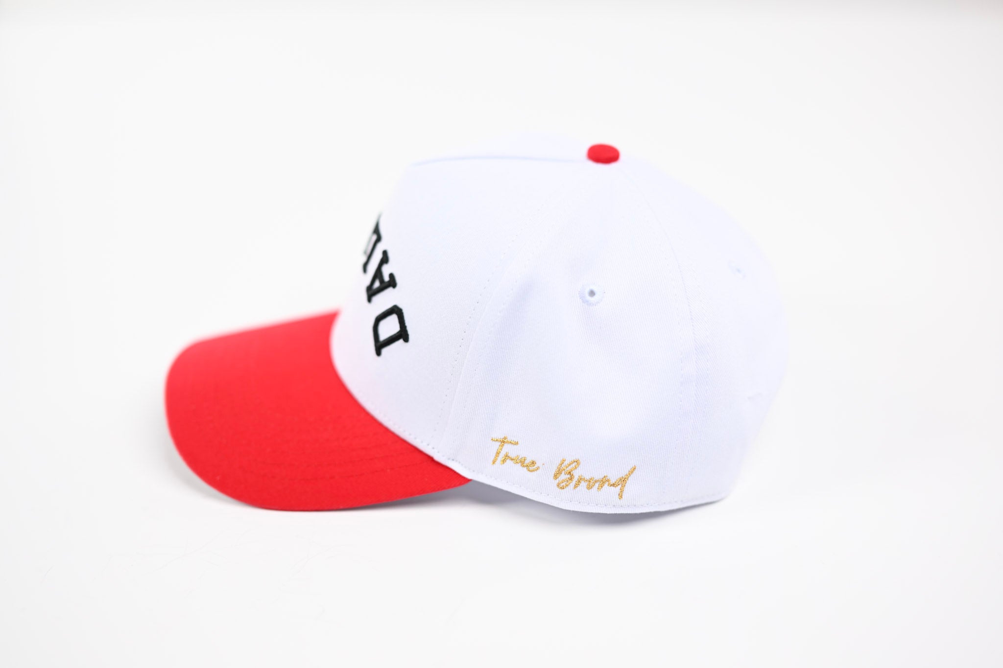 Precurved Dallas snapback - ALL WHITE – True Brvnd