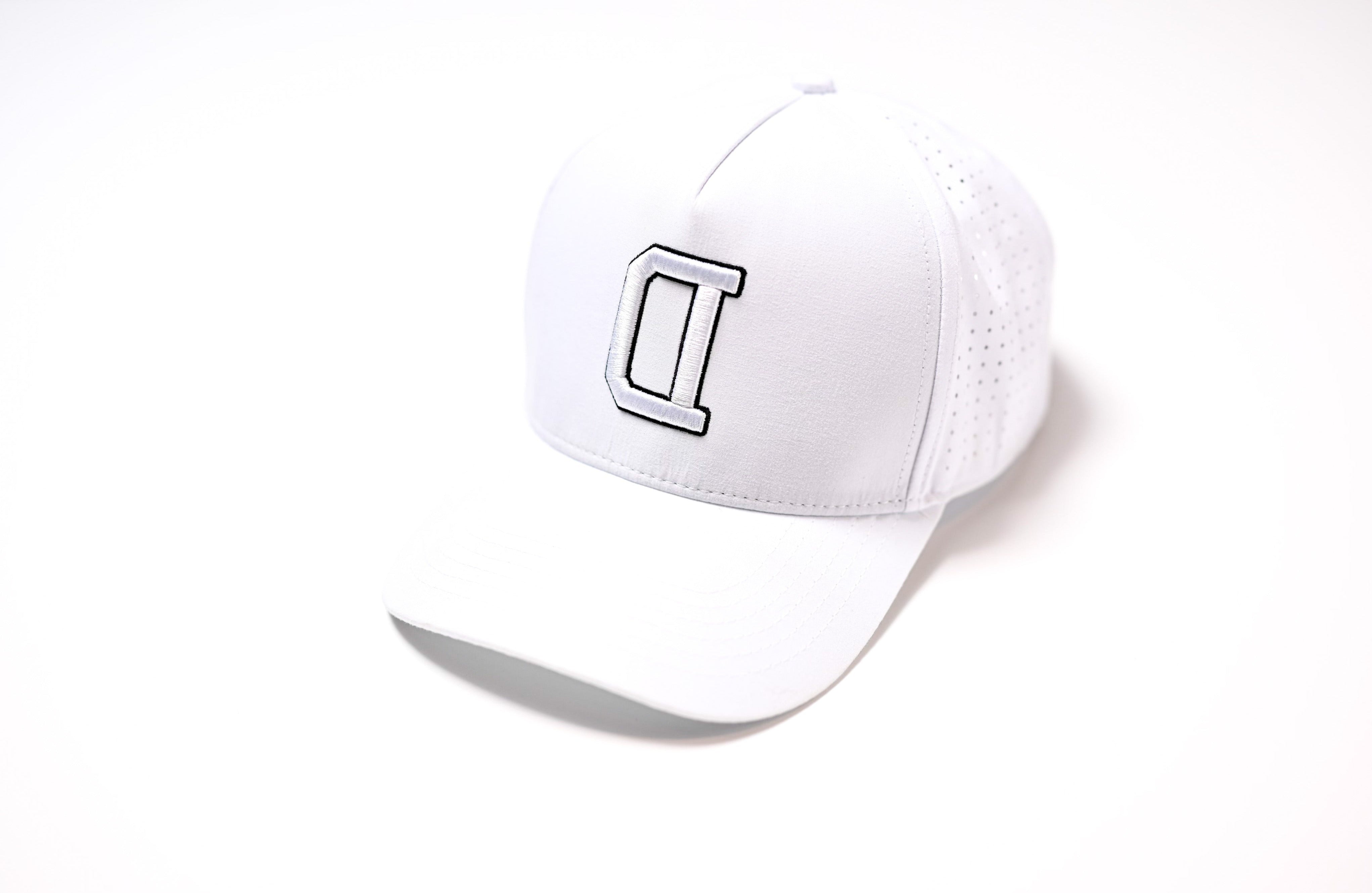 V2 Lightweight  Snapback - WHITE