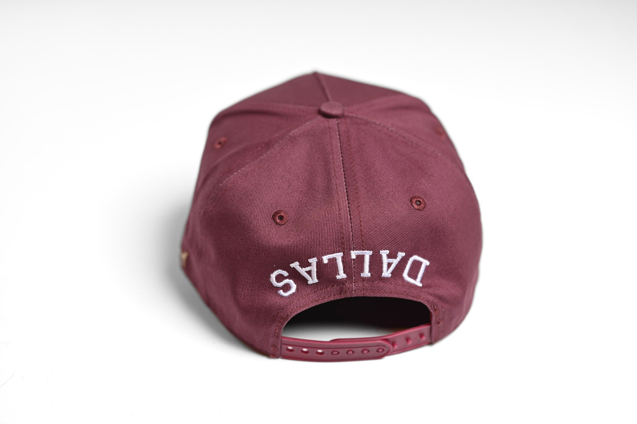 Precurved Dallas snapback - Maroon