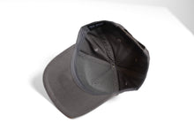 Load image into Gallery viewer, Precurved Dallas snapback - CHARCOAL