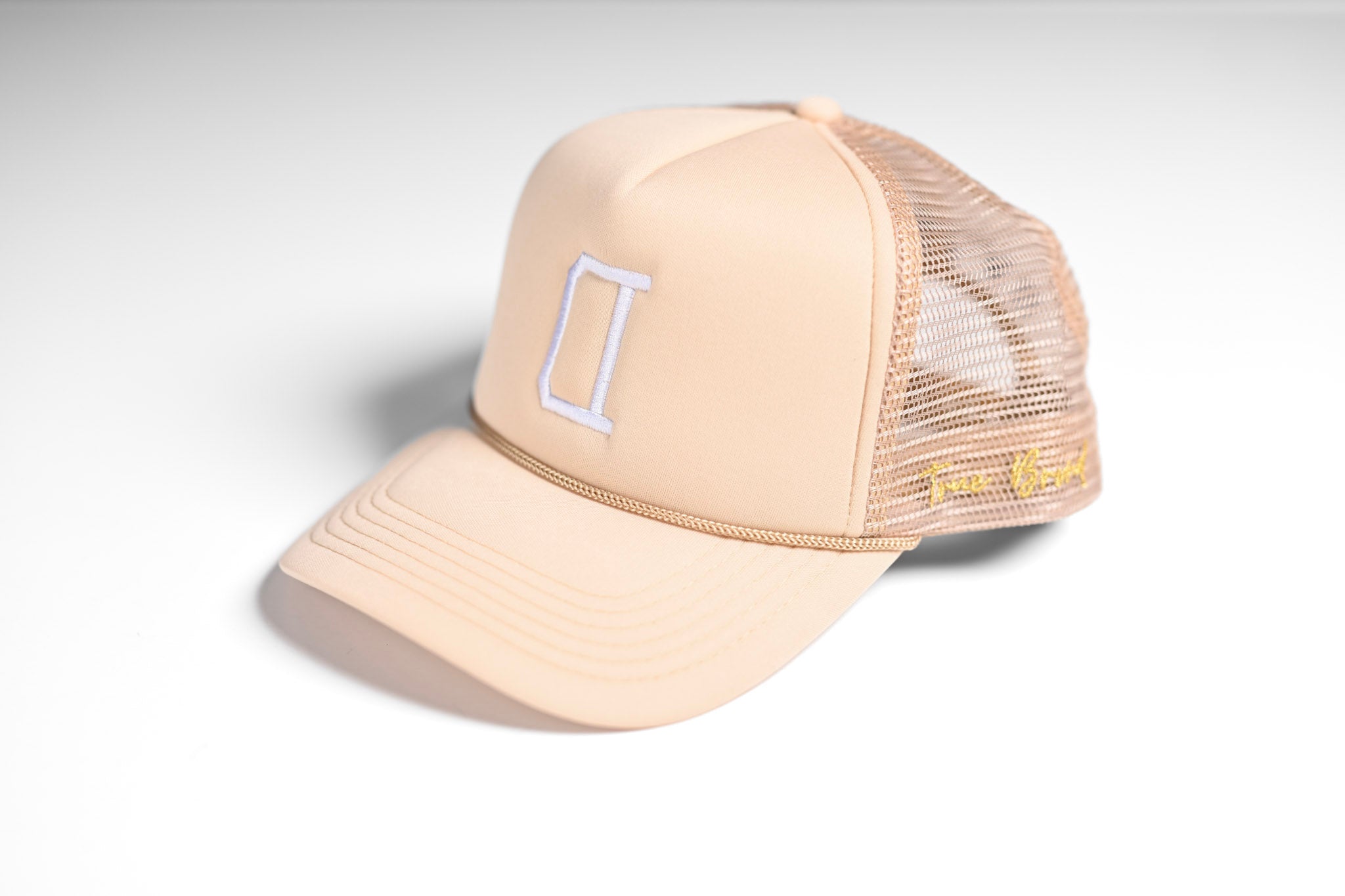 V2 Trucker snapback - SAND