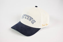 Load image into Gallery viewer, Corduroy USD snapback - NAVY / WHITE