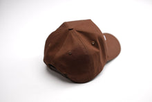 Load image into Gallery viewer, Precurved Dallas snapback - Brown w/cream