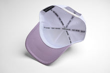 Load image into Gallery viewer, Precurved Dallas snapback - LAVENDER / WHITE