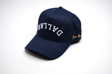 Load image into Gallery viewer, Precurved Dallas snapback - NAVY
