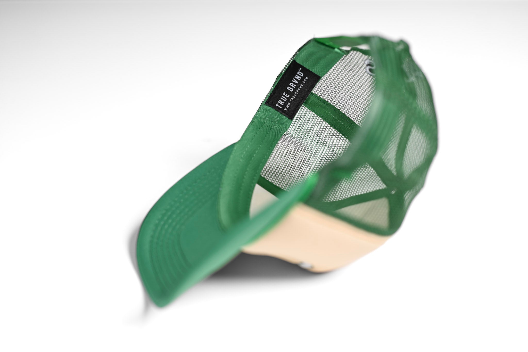 V2 Trucker snapback - GREEN / SAND