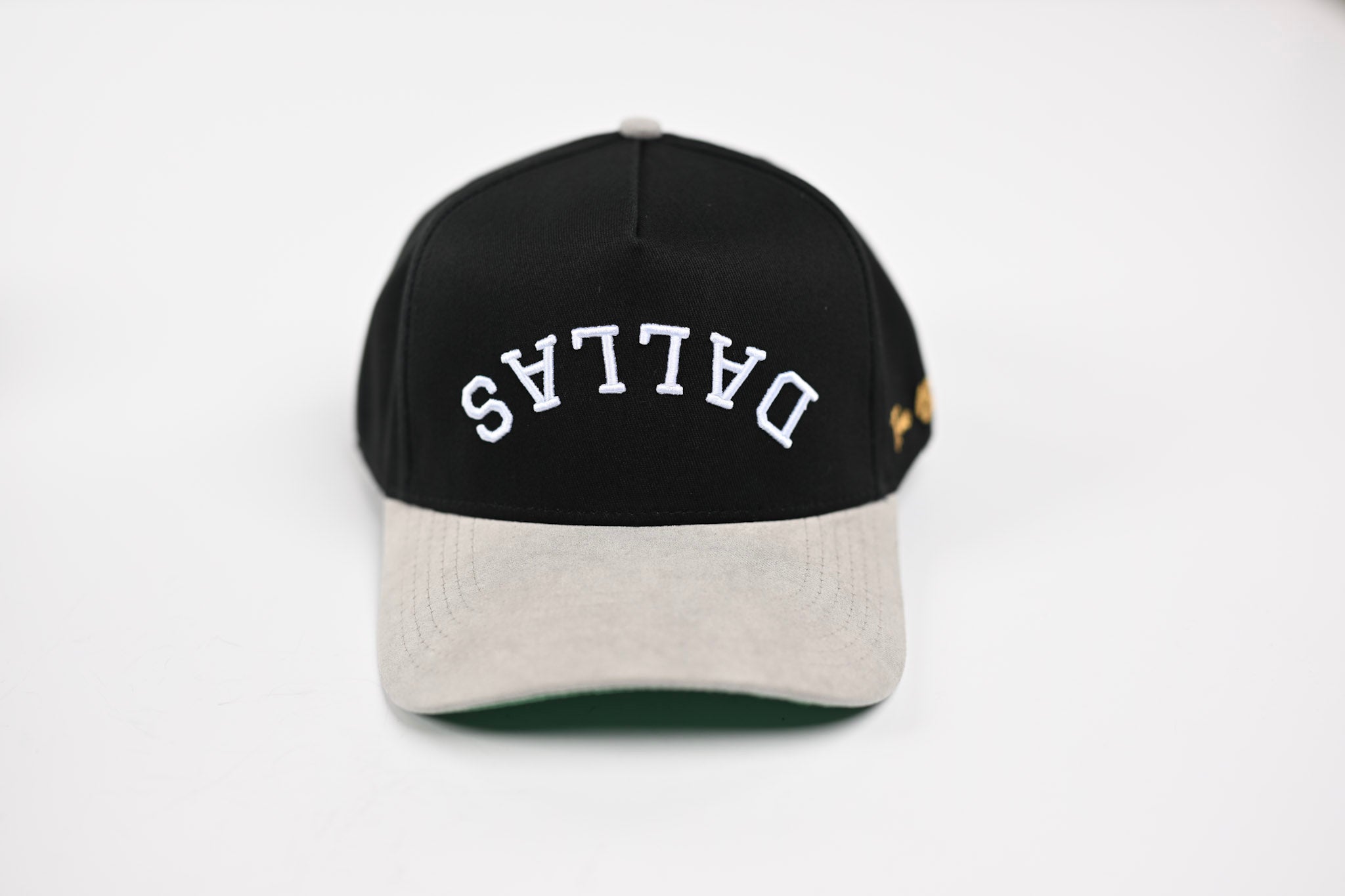 Upside Down Dallas trucker hat - Black – True Brvnd