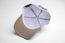 Load image into Gallery viewer, Precurved Dallas snapback - TAUPE / WHITE