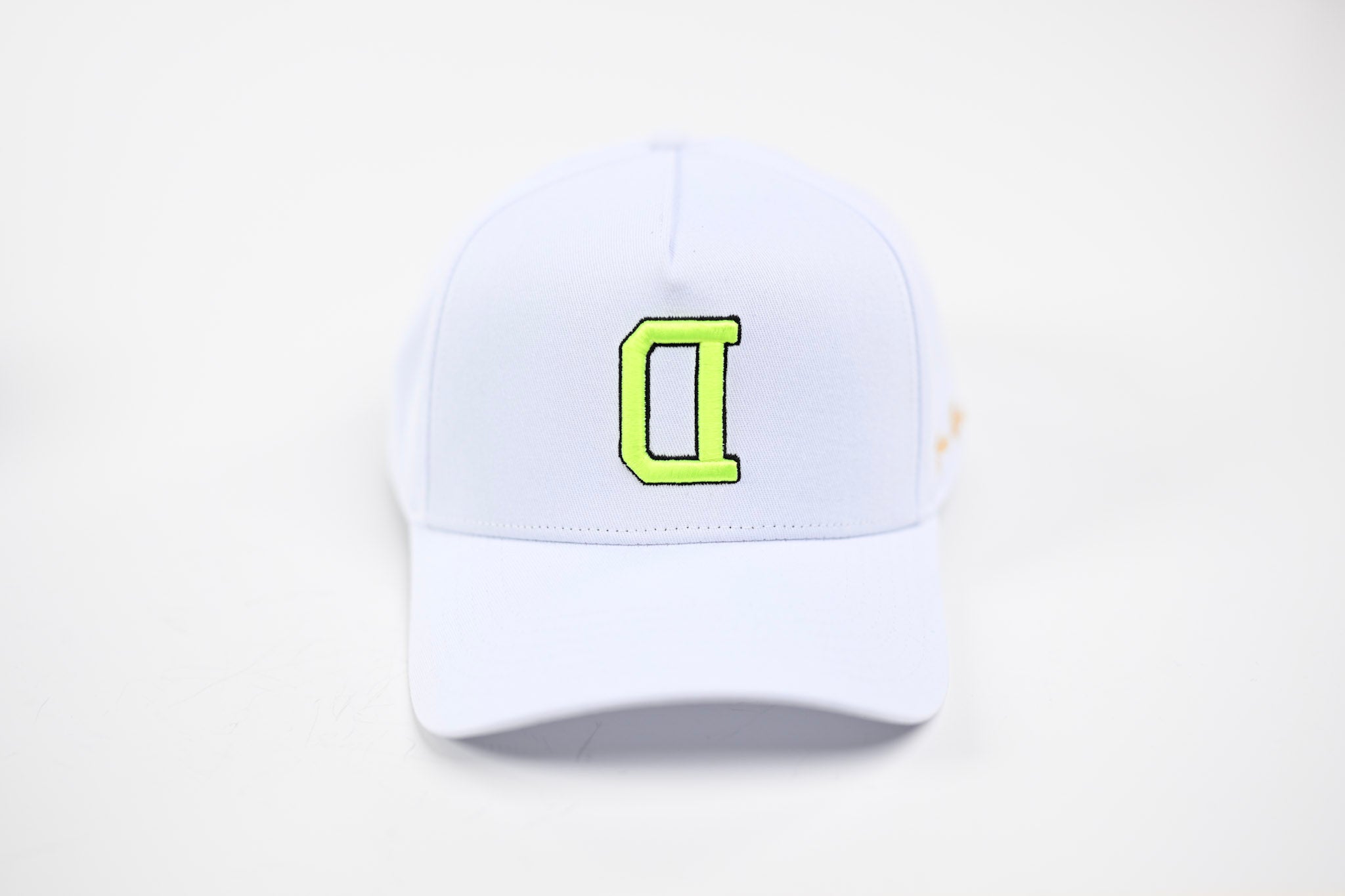 NEON V2 Precurved snapback - WHITE / YELLOW