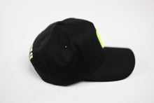 Load image into Gallery viewer, NEON V2 Precurved snapback - BLACK / YELLOW